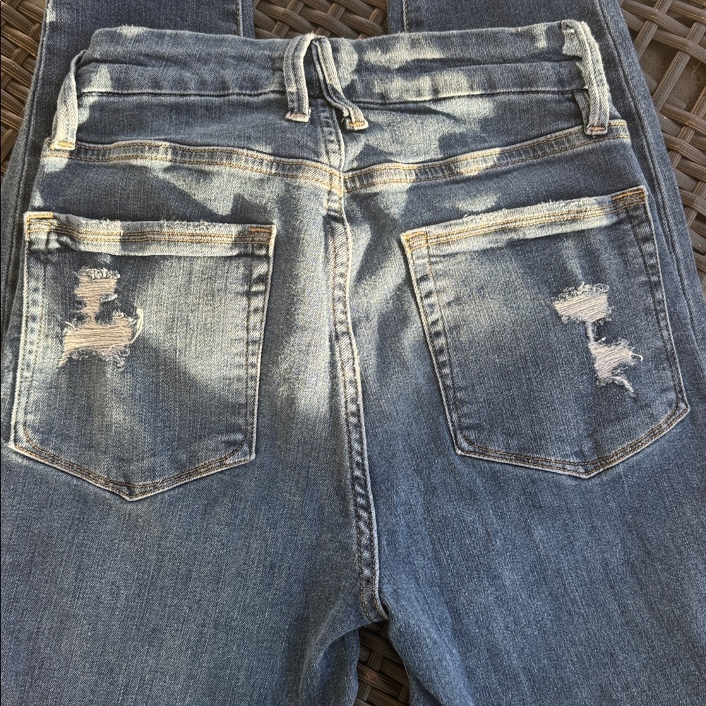 Good American Good Waist Skinny Jeans - Picture 5 of 7